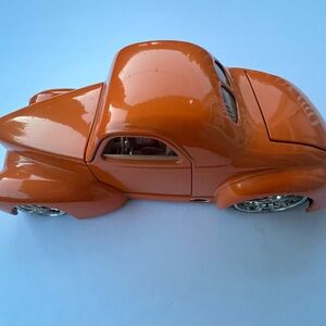 Jada TOYS Orange 1941 Willys Coupe Daimler Chrysler 1:24 Scale Diecast Car